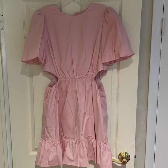 NWT WAYF Pink puff sleeve side cutout Dress in size medium - Picture 2 of 8